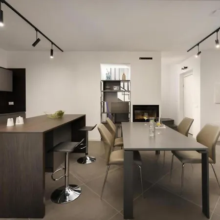 וילה Monte Dor For 8 People With Private Pool And Sea View קרניצה